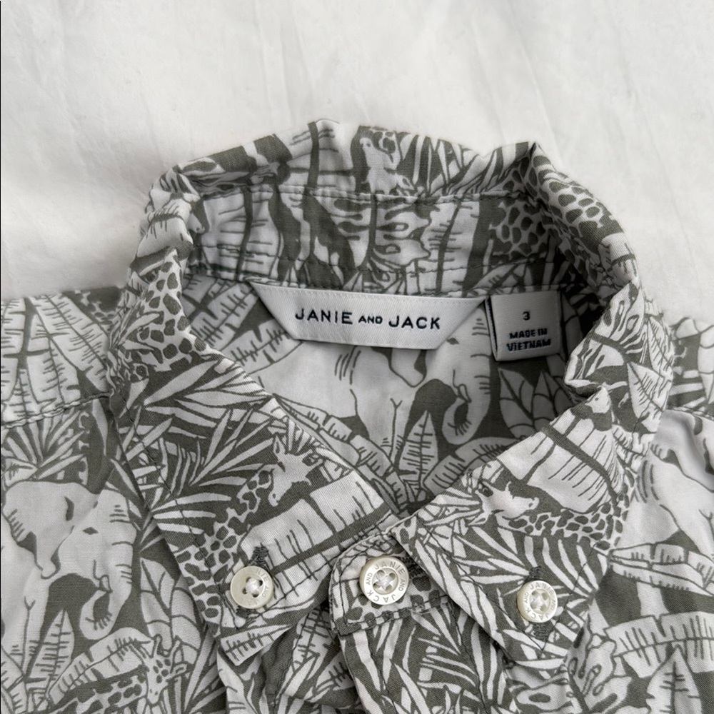 Janie and Jack adorable summer animal Print Shirt and Shorts 2-piece